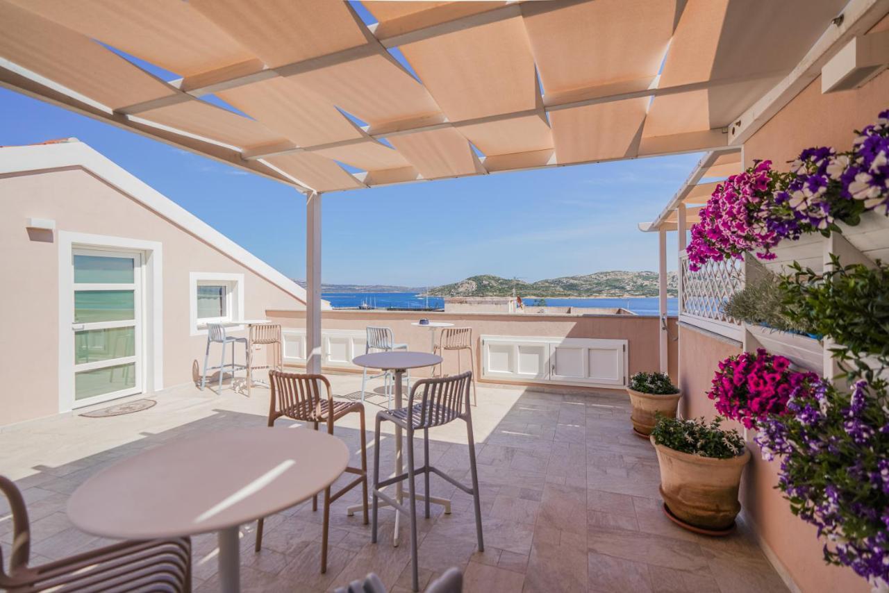 Controvento Bed & Breakfast La Maddalena  Bagian luar foto