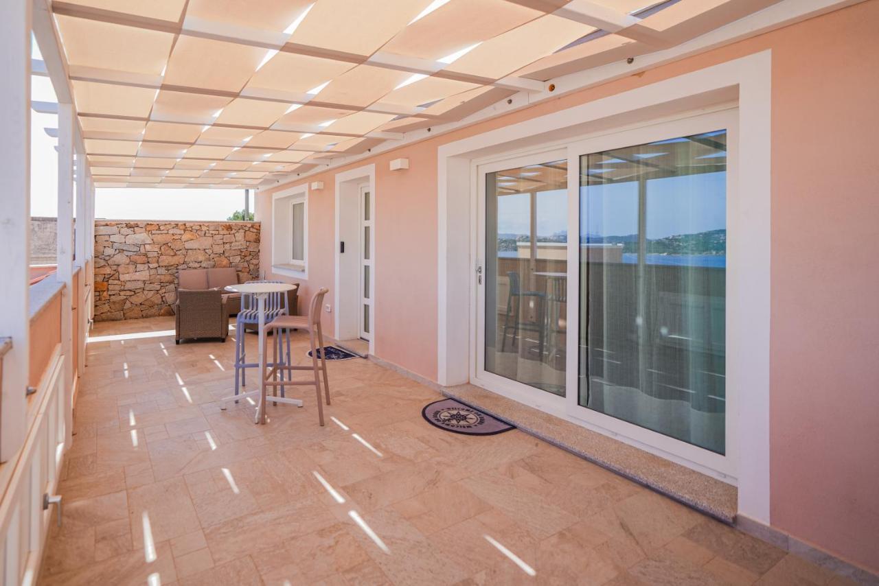 Controvento Bed & Breakfast La Maddalena  Bagian luar foto